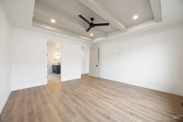 $1,110,000 | 270 North Hunter Crk Avenue, Eagle, ID 83616