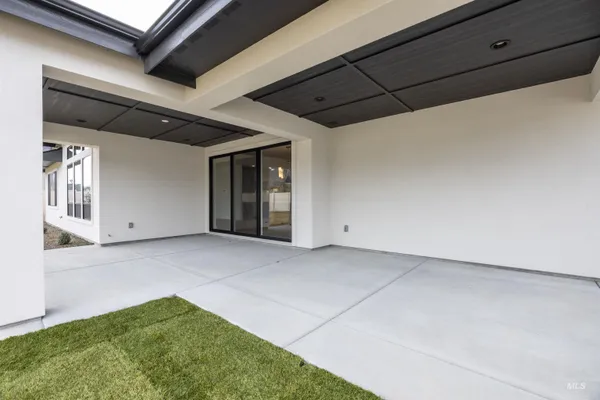 $1,110,000 | 270 North Hunter Crk Avenue, Eagle, ID 83616