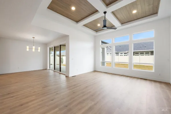 $1,110,000 | 270 North Hunter Crk Avenue, Eagle, ID 83616