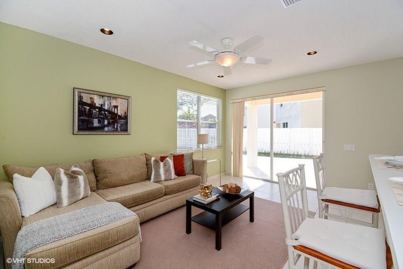 925 Briar Ridge Road Weston, FL 33327 - Photo 5 of 22 Photo 5