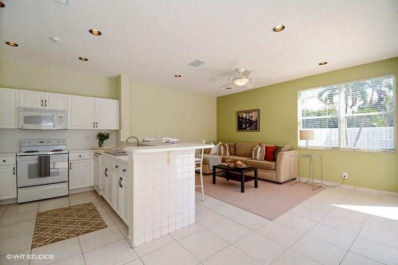925 Briar Ridge Road Weston, FL 33327 - Photo 8 of 22 Photo 8