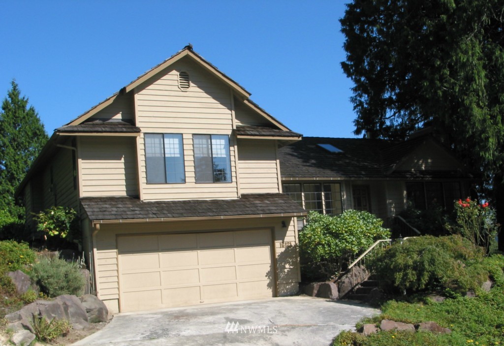 16121 Valhalla Drive Bothell, WA 98011 - Photo 1 of 8 Gallery Image 1