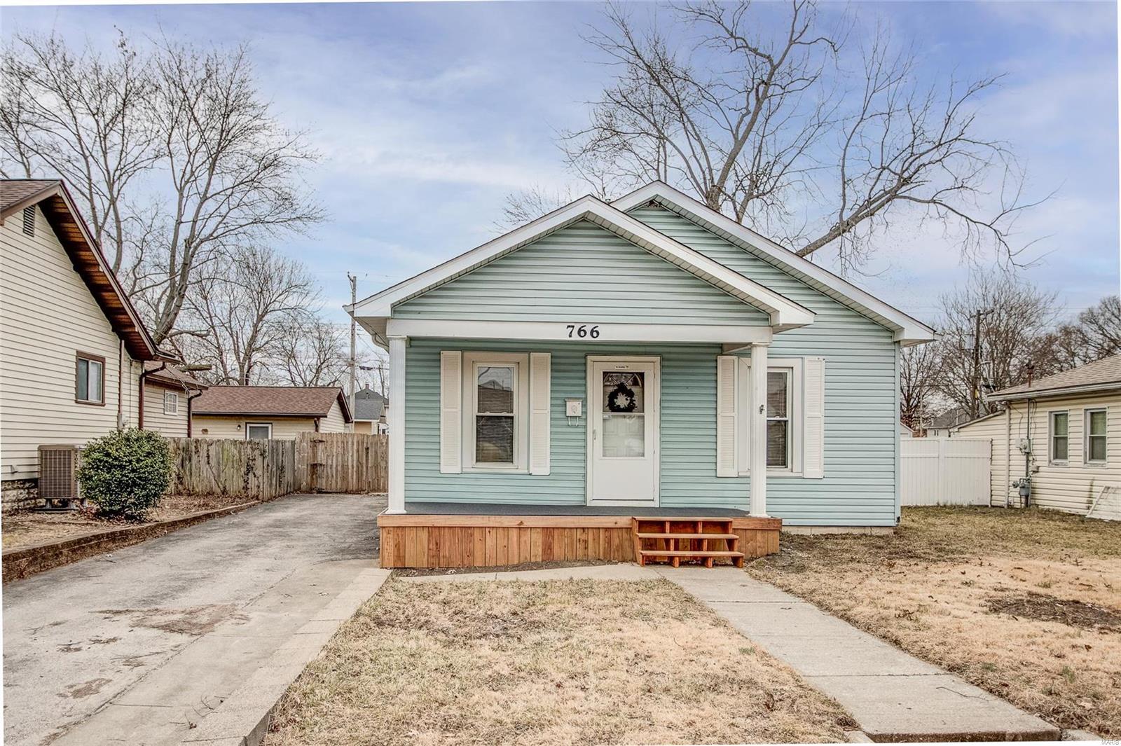 766 Condit Street Wood River, IL 62095 - Photo 1 of 34 Gallery Image 1