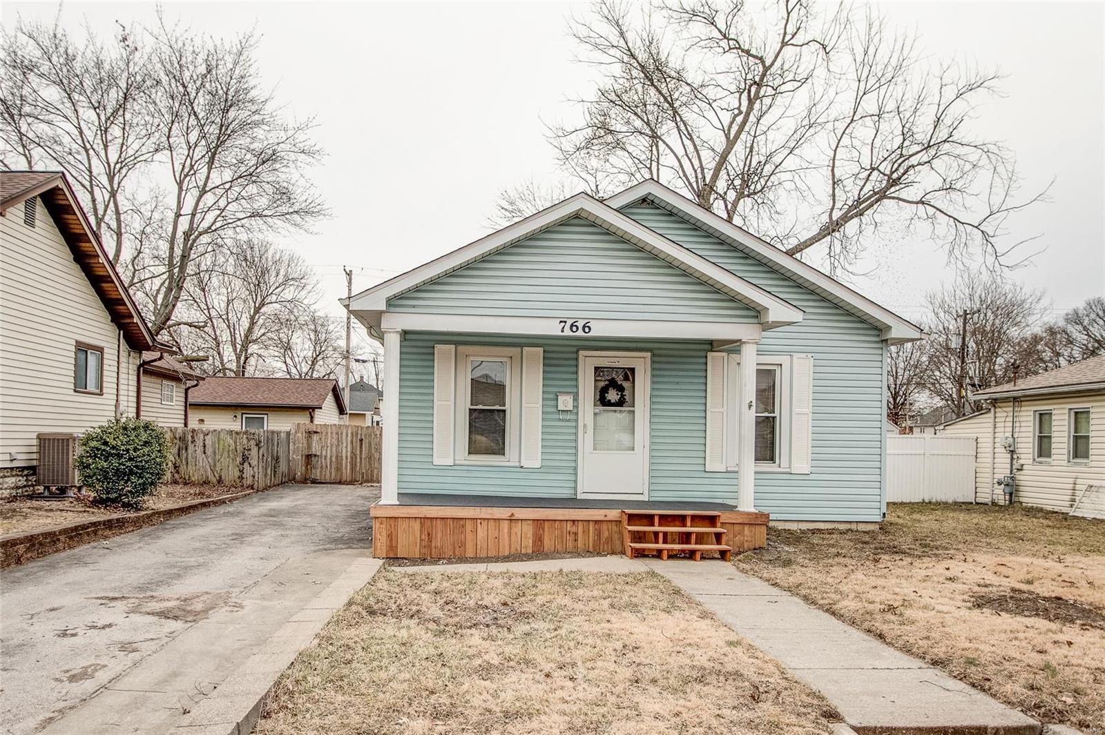 766 Condit Street Wood River, IL 62095 - Photo 4 of 34 Gallery Image 4