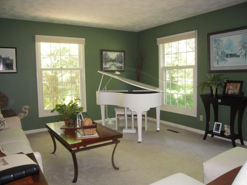5521 Ridgemoor Court Rockford, IL 61107 - Photo 4 of 25 Gallery Image 4