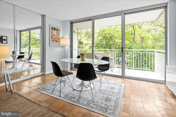 $525,000 | 3001 Veazey Terrace Northwest, Unit 322, Washington, DC 20008