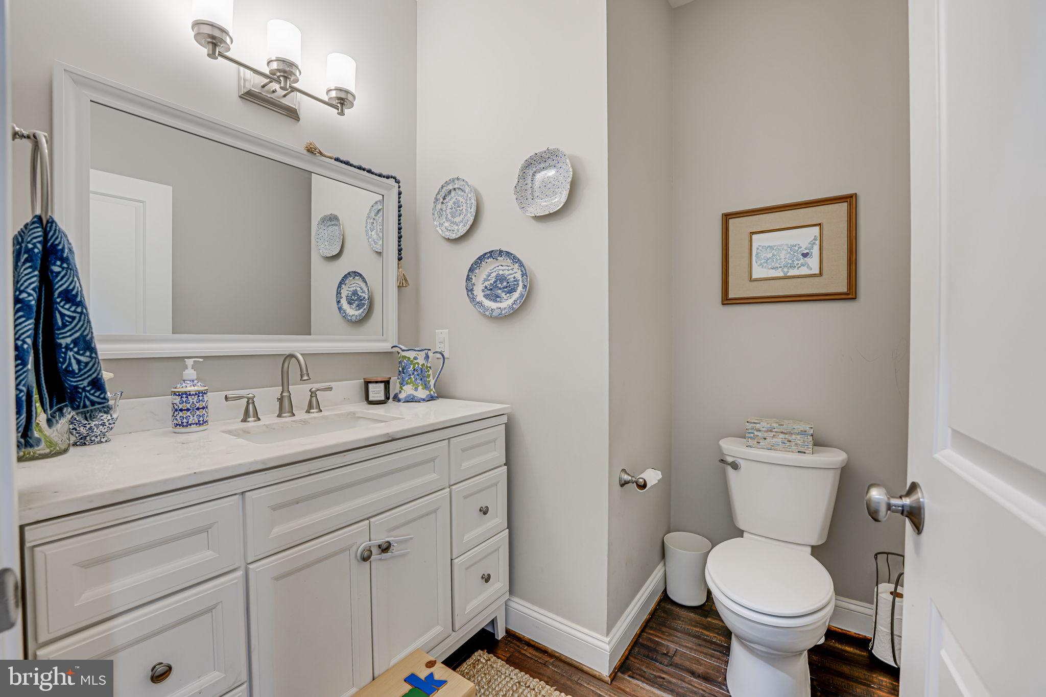 22471 Village Road Unionville, VA 22567 - Photo 9 of 43 Main Level Half Bath
