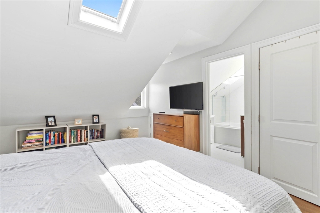 77 Green Street, Unit 2 Boston, MA 02129 - Photo 12 of 20