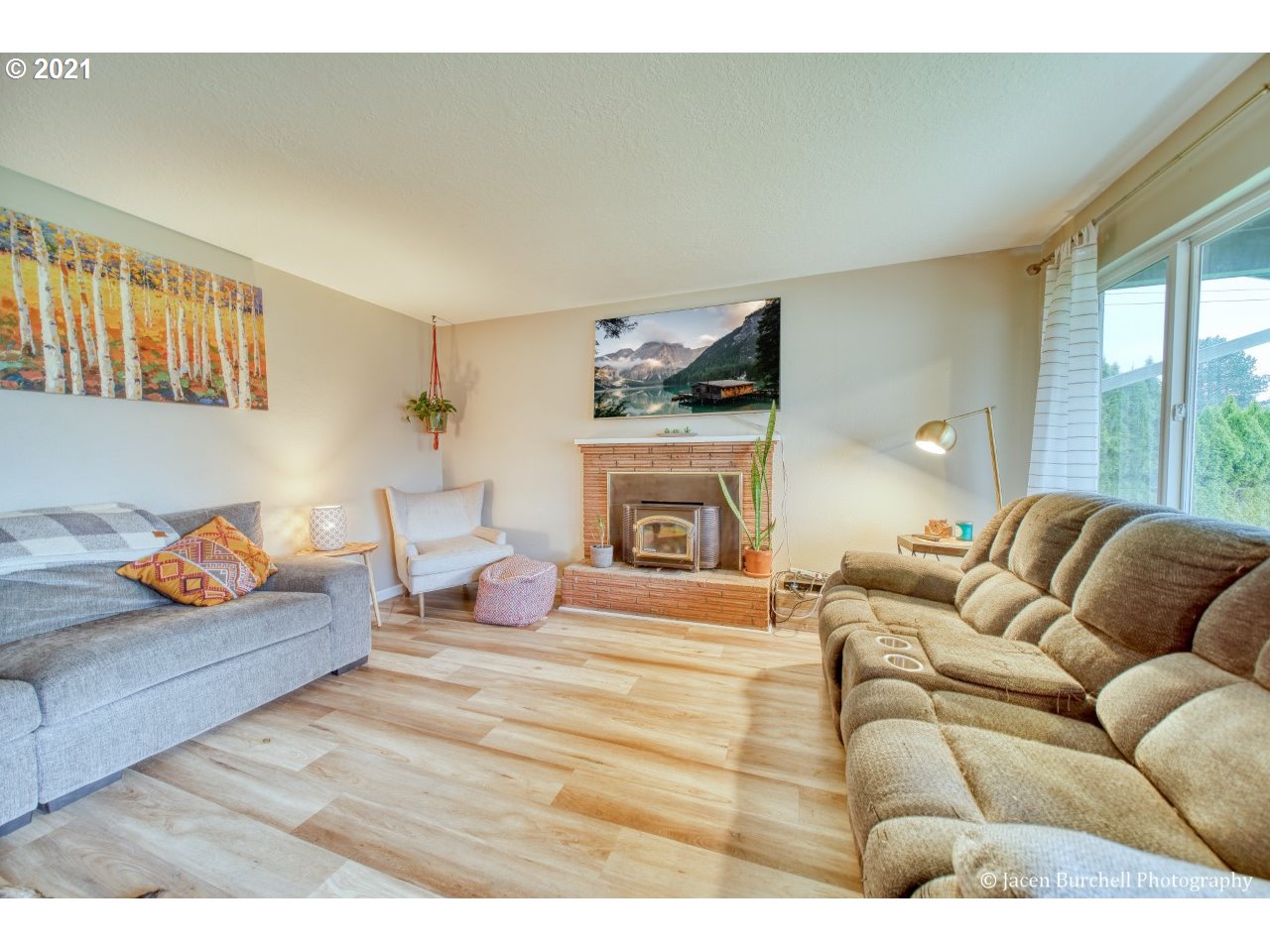 51701 Southwest Em Watts Road Scappoose, OR 97056 - Photo 5 of 24 Gallery Image 5