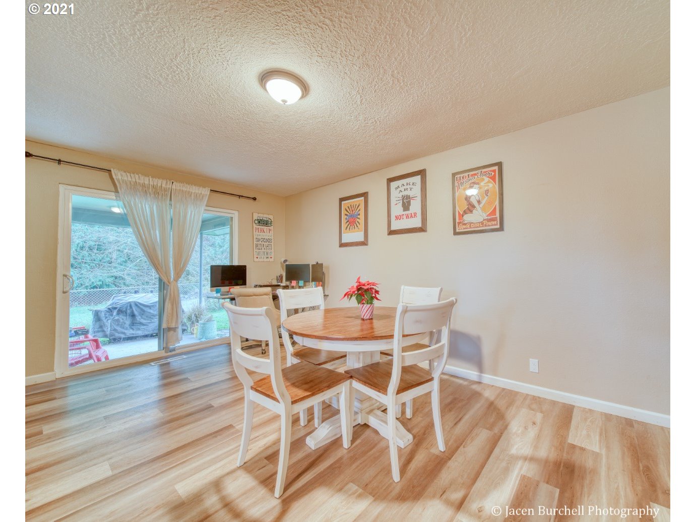 51701 Southwest Em Watts Road Scappoose, OR 97056 - Photo 7 of 24 Gallery Image 7
