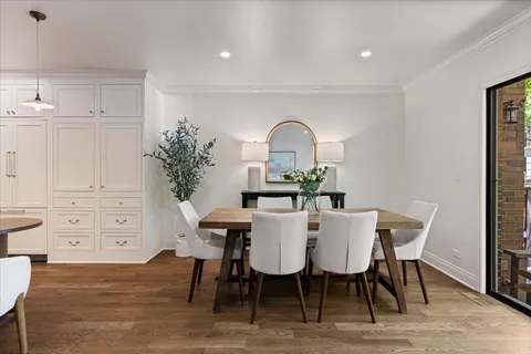 $1,199,000 | 1932 North Larrabee Street, Chicago, IL 60614