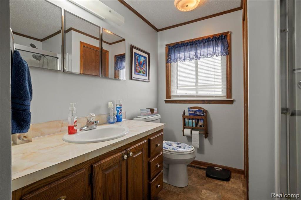 5993 Birch Run Road Millington, MI 48746 - Photo 24 of 51