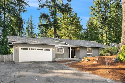 $1,298,000 | 3023 255th Avenue Southeast, Sammamish, WA 98075