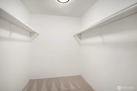 $1,298,000 | 3023 255th Avenue Southeast, Sammamish, WA 98075