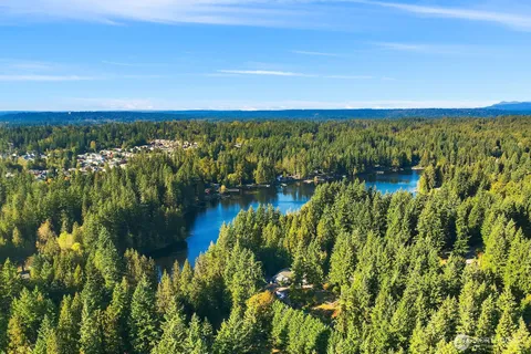 $1,298,000 | 3023 255th Avenue Southeast, Sammamish, WA 98075