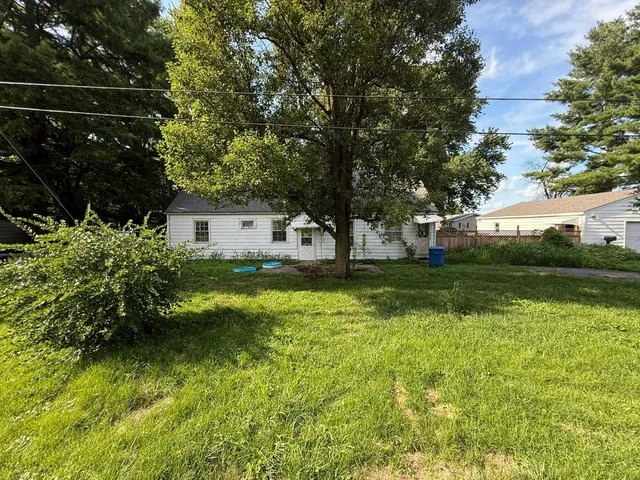 $29,000 | 20961 Center Staff Road, Illiopolis, IL 62539