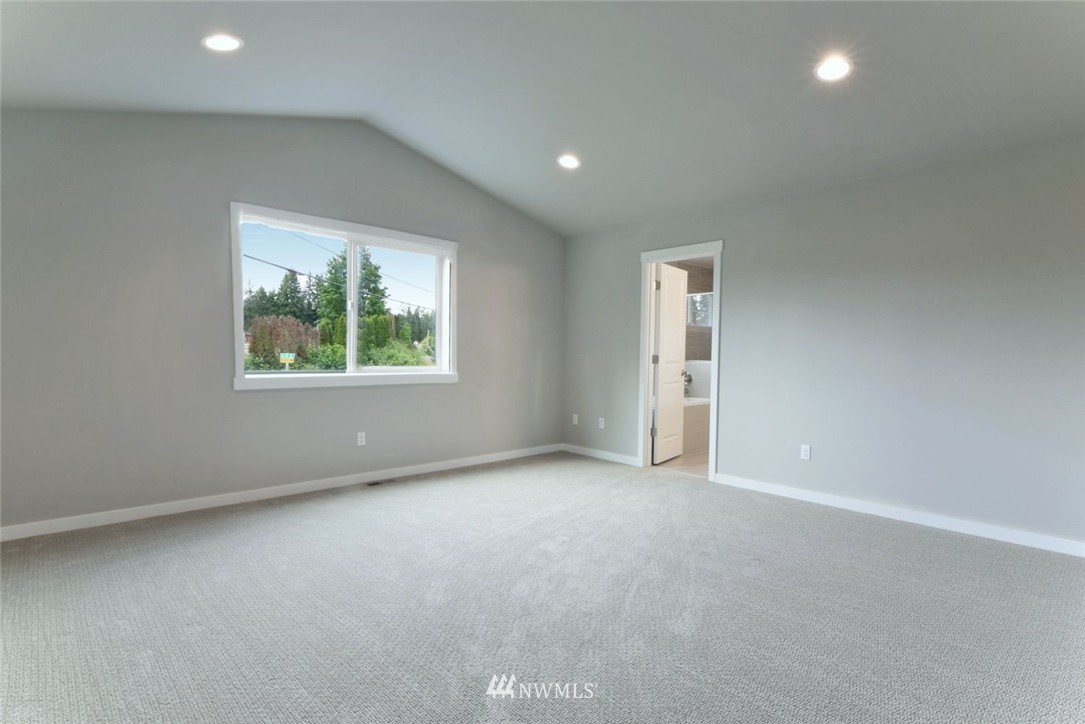 1607 170th Street Southeast Bothell, WA 98012 - Photo 8 of 17