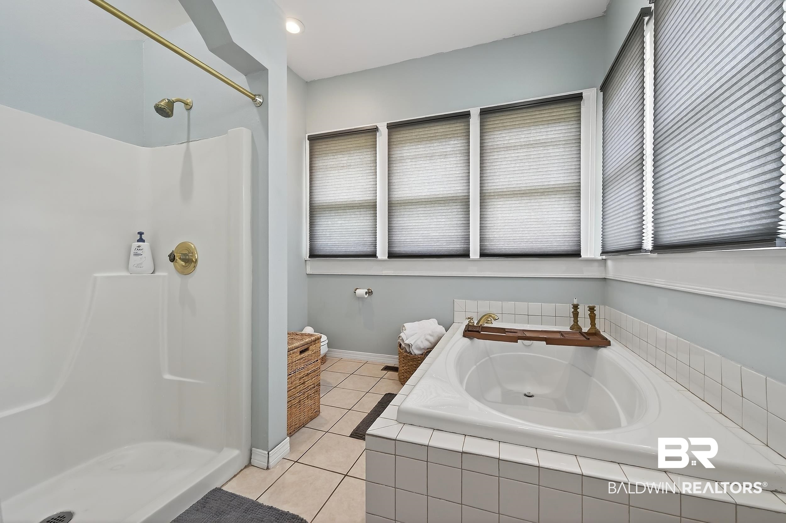 79 Mims Street Monroeville, AL 36460 - Photo 21 of 27 primarybath