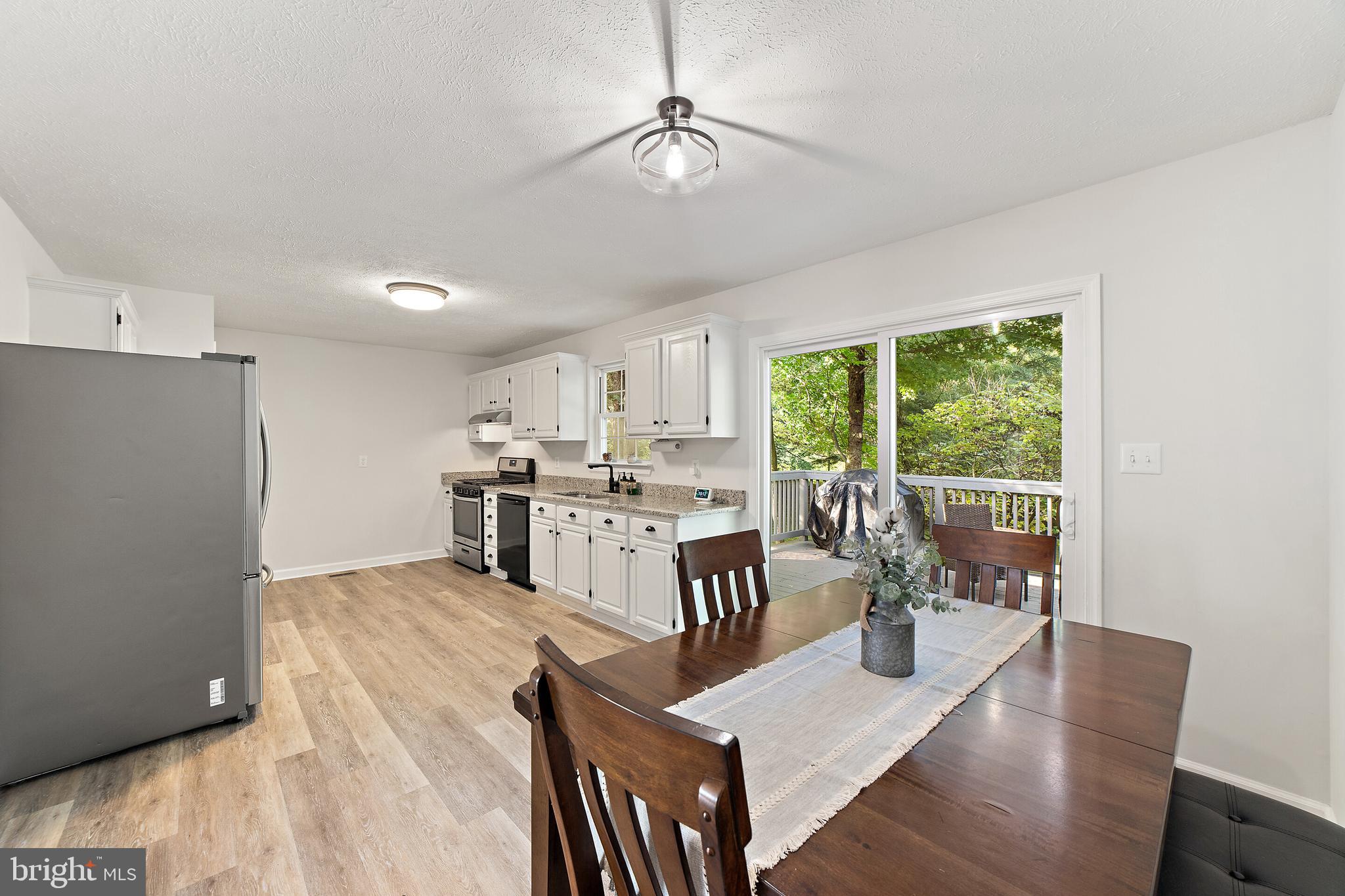 1117 Mountain Heights Road Front Royal, VA 22630 - Photo 5 of 22