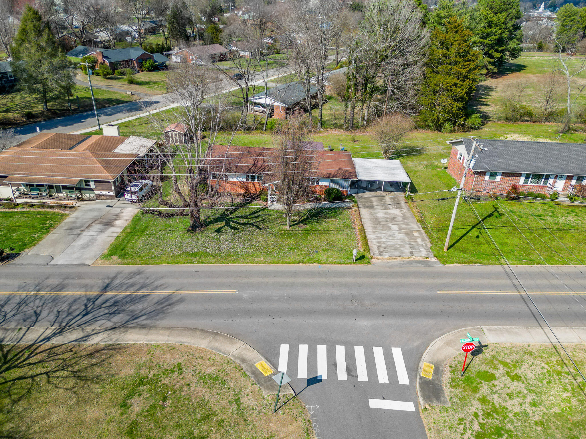 614 Elizabeth Street Athens, TN 37303 - Photo 34 of 39 DJI_0868-HDR
