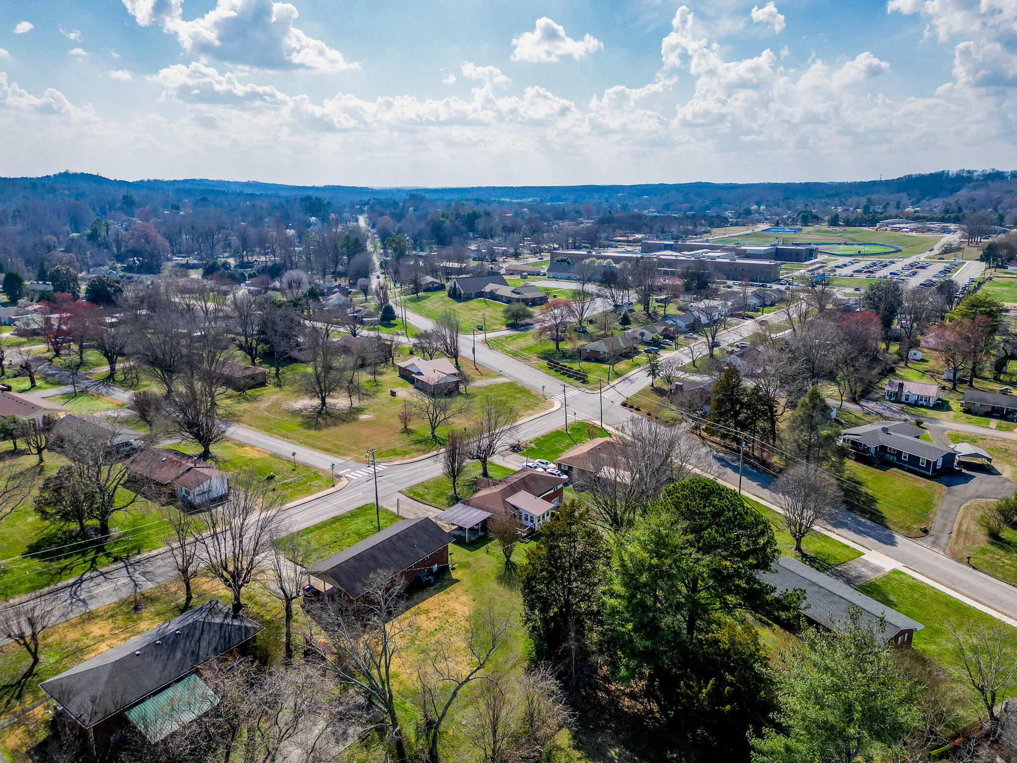 614 Elizabeth Street Athens, TN 37303 - Photo 35 of 39 DJI_0865-HDR