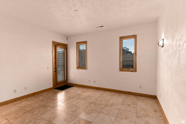 2464 East Granite Way St. George, UT 84790 - Photo 70 of 106 Unfurnished bedroom with outside access