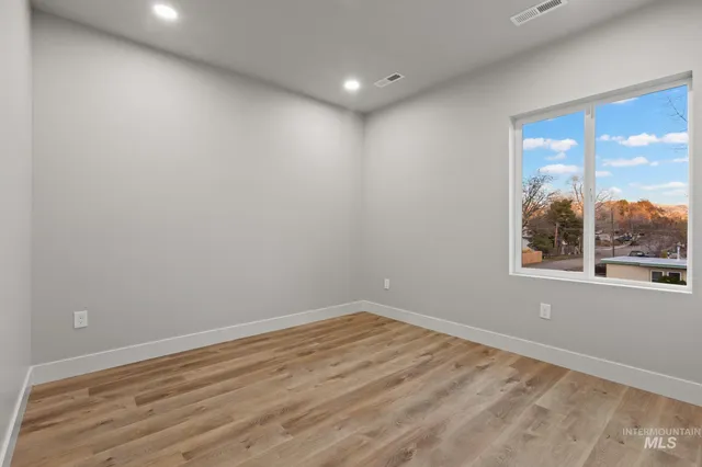 $564,999 | 2101 South Pacific Street, Boise, ID 83705