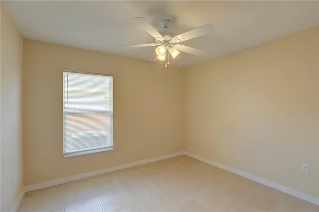 $2,200 | 8186 104th Avenue, Vero Beach, FL 32967