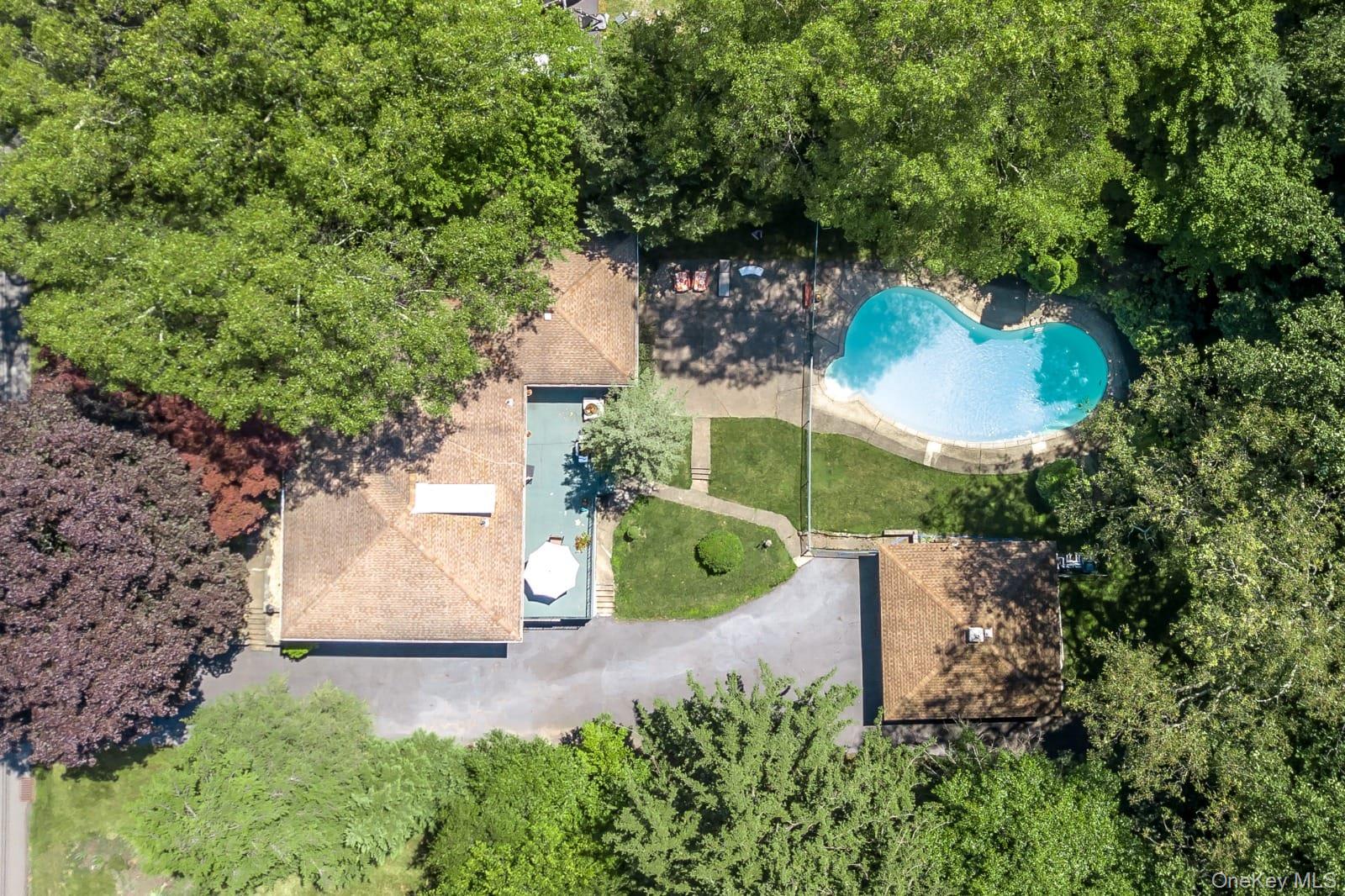 10 Glenbrook Road Monsey, NY 10952 - Photo 1 of 16 an aerial view of a house