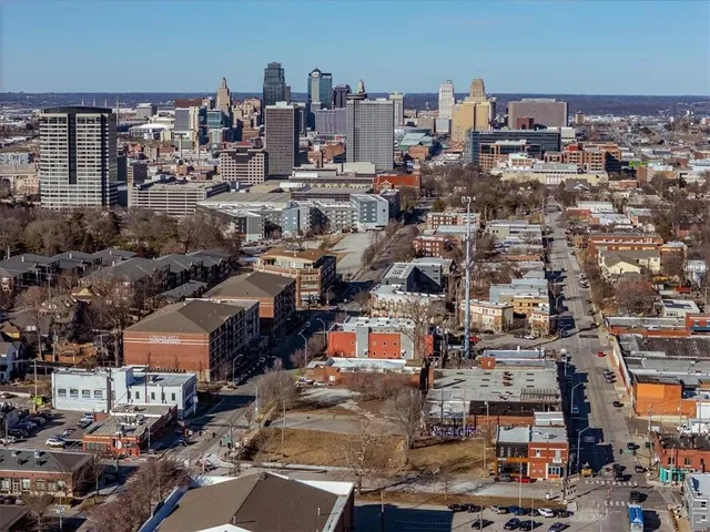 $395,000 | 508 East 31st Street, Kansas City, MO 64108