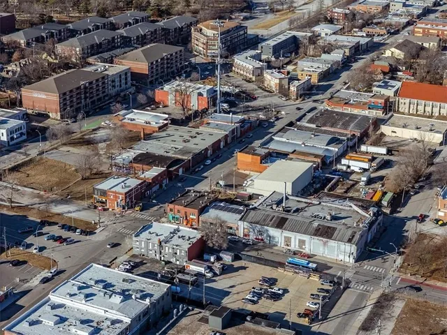 $395,000 | 508 East 31st Street, Kansas City, MO 64108