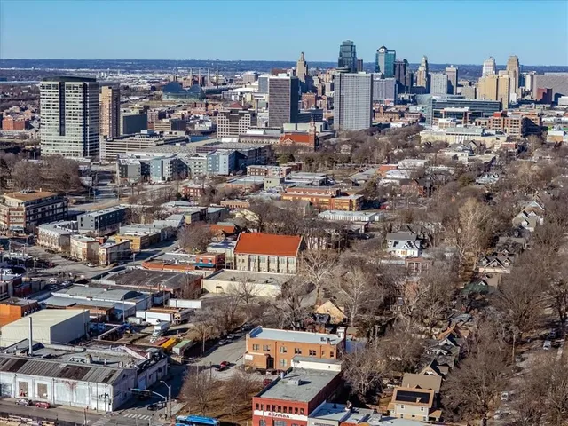 $395,000 | 508 East 31st Street, Kansas City, MO 64108