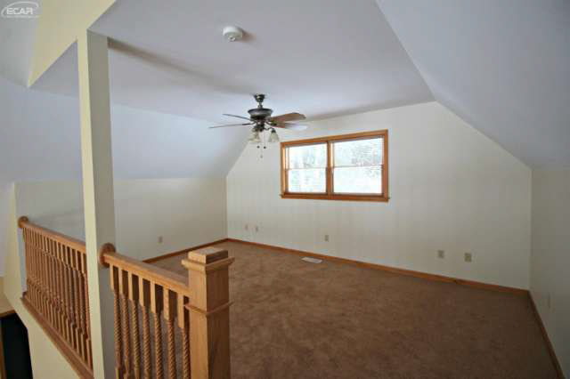8680 South Durand Road Durand, MI 48429 - Photo 12 of 32 20459611-11.JPG