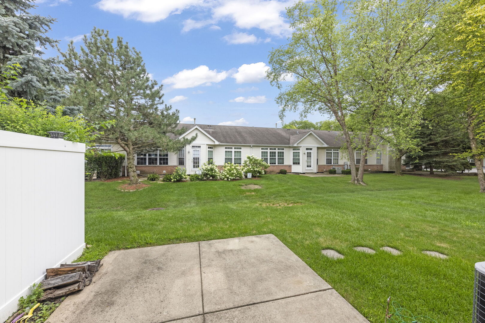 16727 South Sunset Ridge Court Lockport, IL 60441 - Photo 24 of 30 a view of house with garden