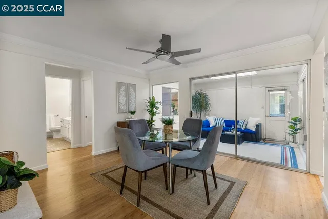 a view of a livingroom and dining room