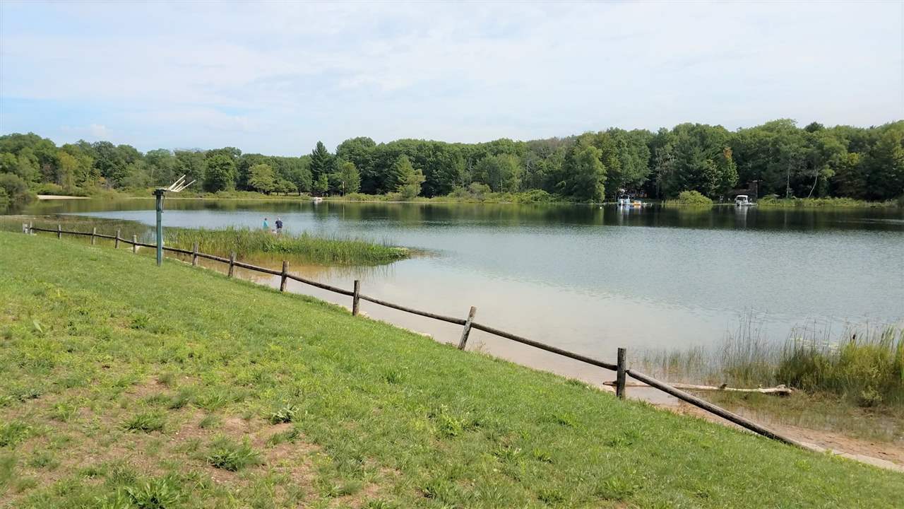 16756 Acorn Ridge Beulah, MI 49617 - Photo 12 of 12 1878253-11.JPG