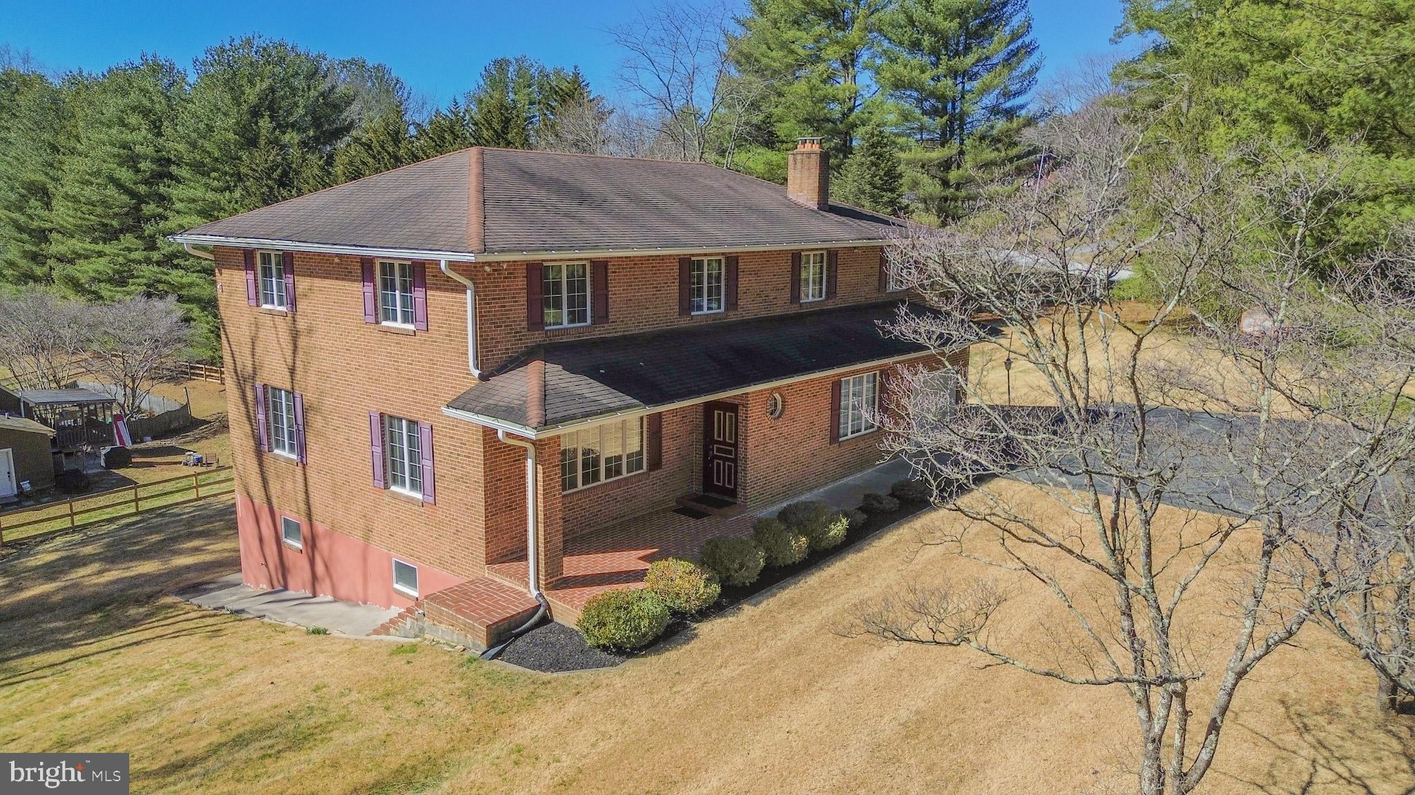 1052 Green Hill Farm Road Reisterstown, MD 21136 - Photo 4 of 36 Exterior Front