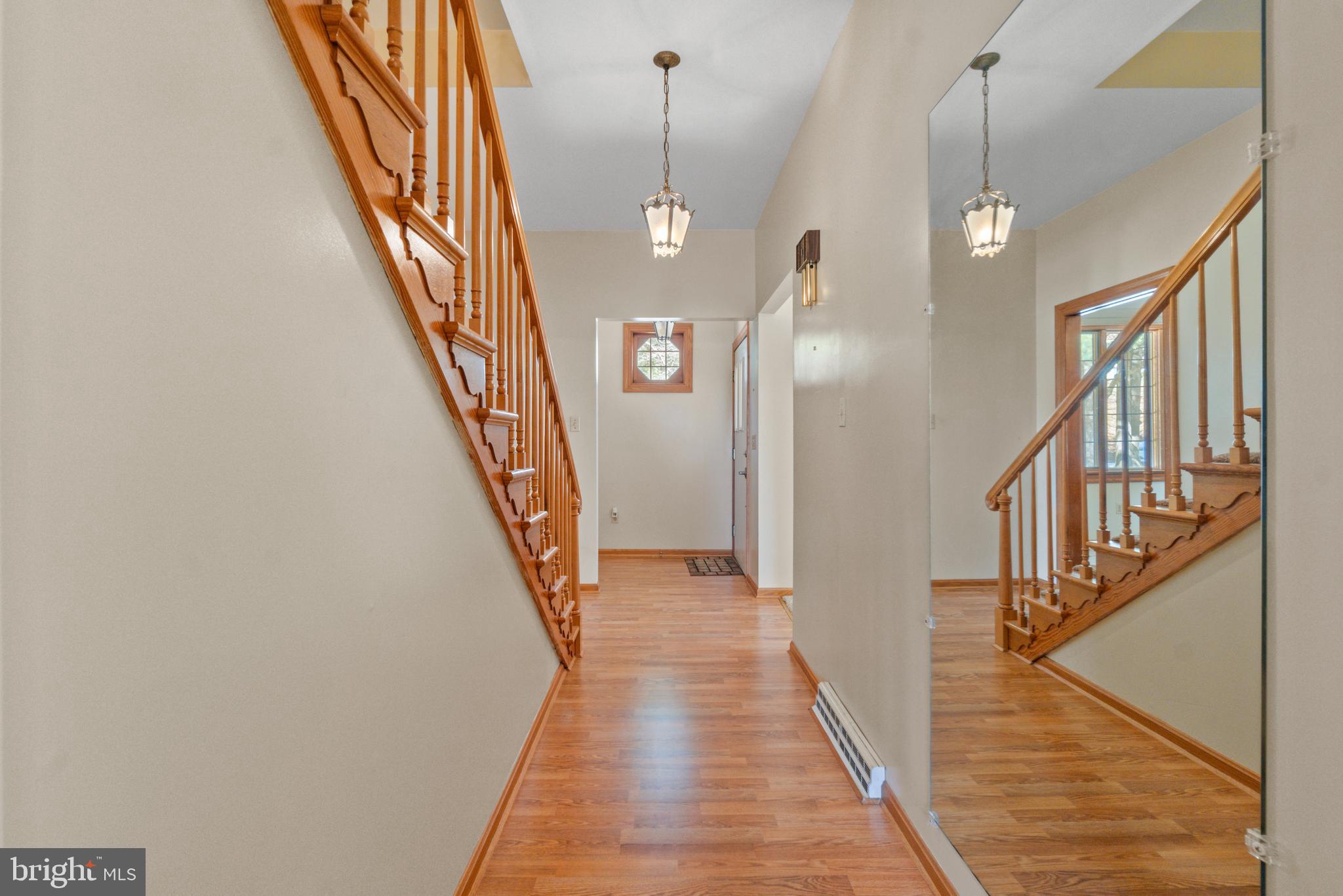 1052 Green Hill Farm Road Reisterstown, MD 21136 - Photo 7 of 36 Foyer