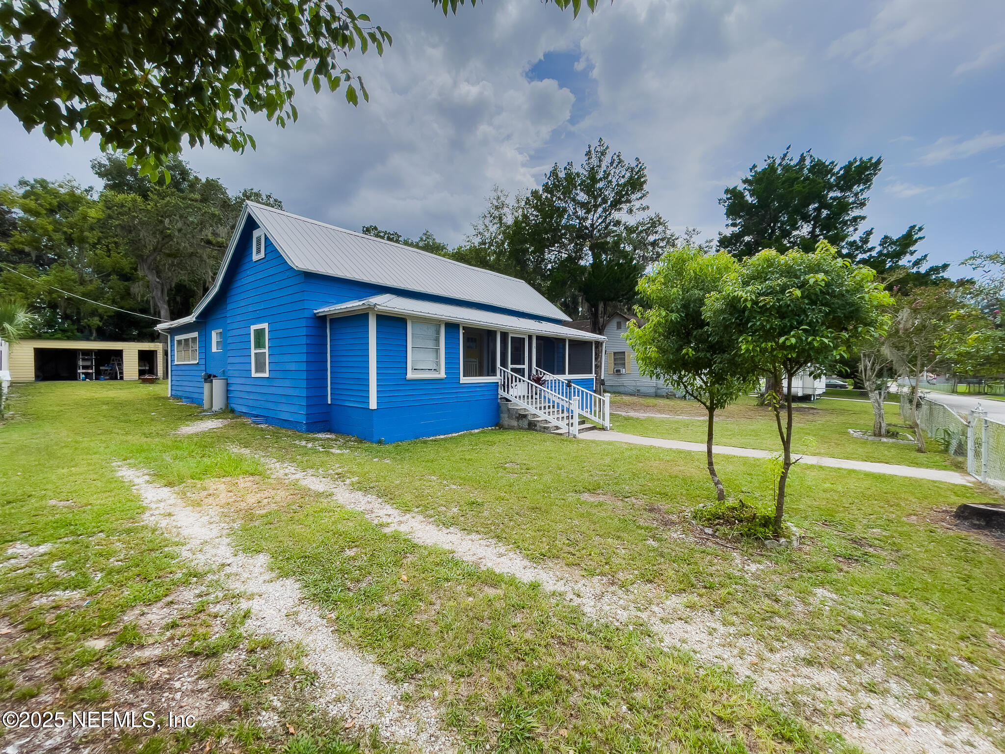 1811 Kate Street Palatka, FL 32177 - Photo 5 of 25 IMG_4338