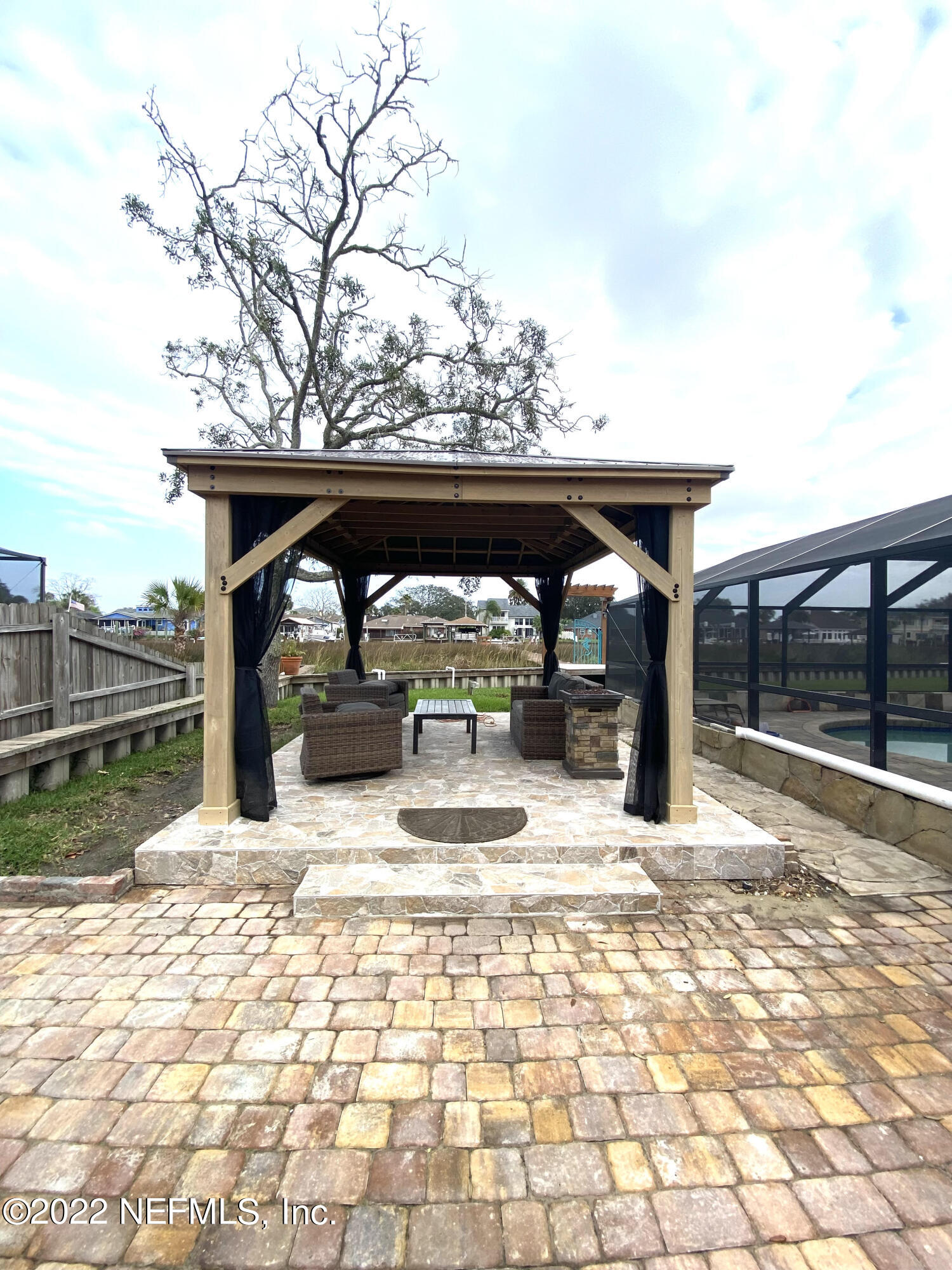 Port Arthur Pergola with Roof