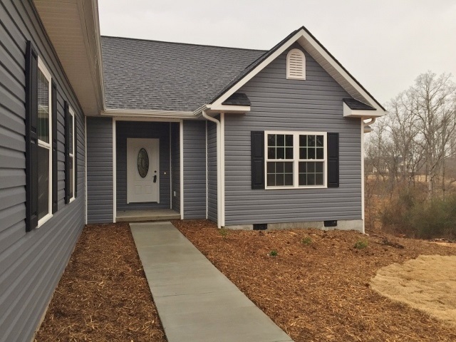 6369 Valley Farm Road Seneca, SC 29678 - Photo 3 of 33 Gallery Image 3
