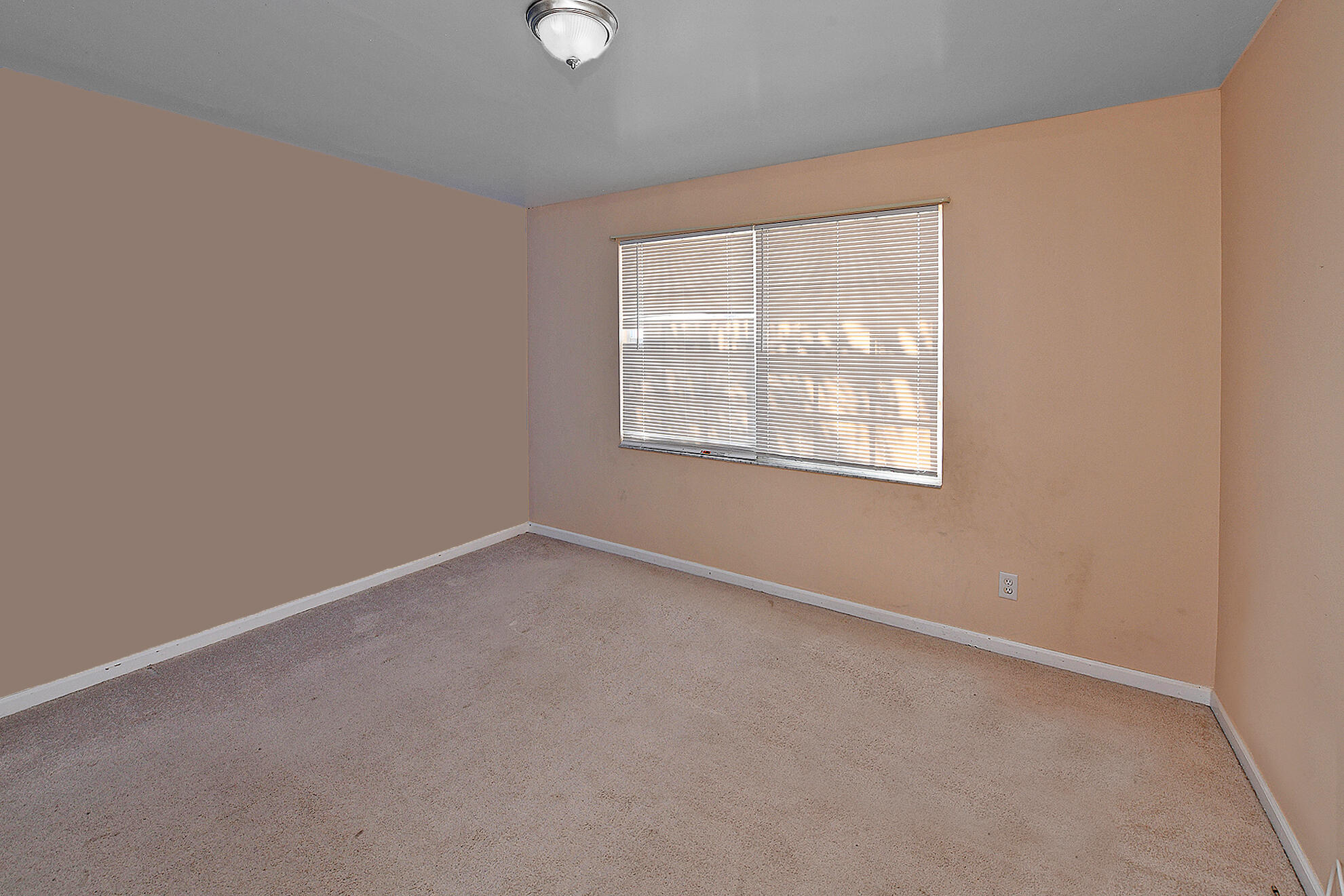 18039 Jazz Lane Boca Raton, FL 33496 - Photo 33 of 39 Guest Room