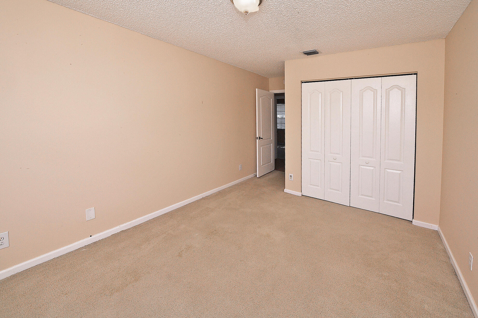 18039 Jazz Lane Boca Raton, FL 33496 - Photo 37 of 39 Guest Room