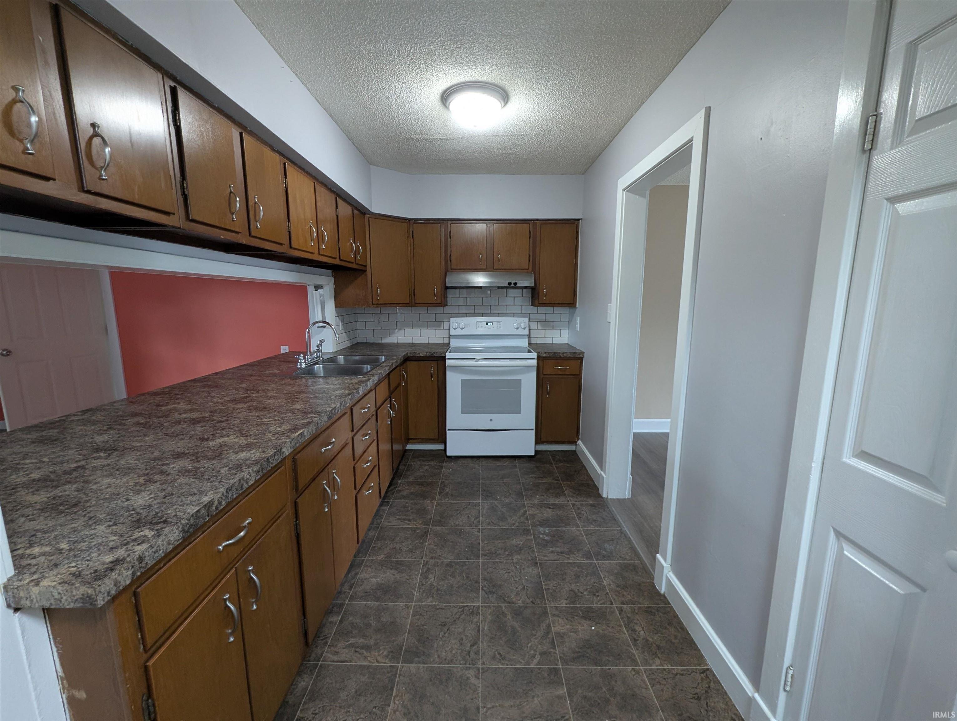 3 Maple Court Washington, IN 47501 - Photo 6 of 28