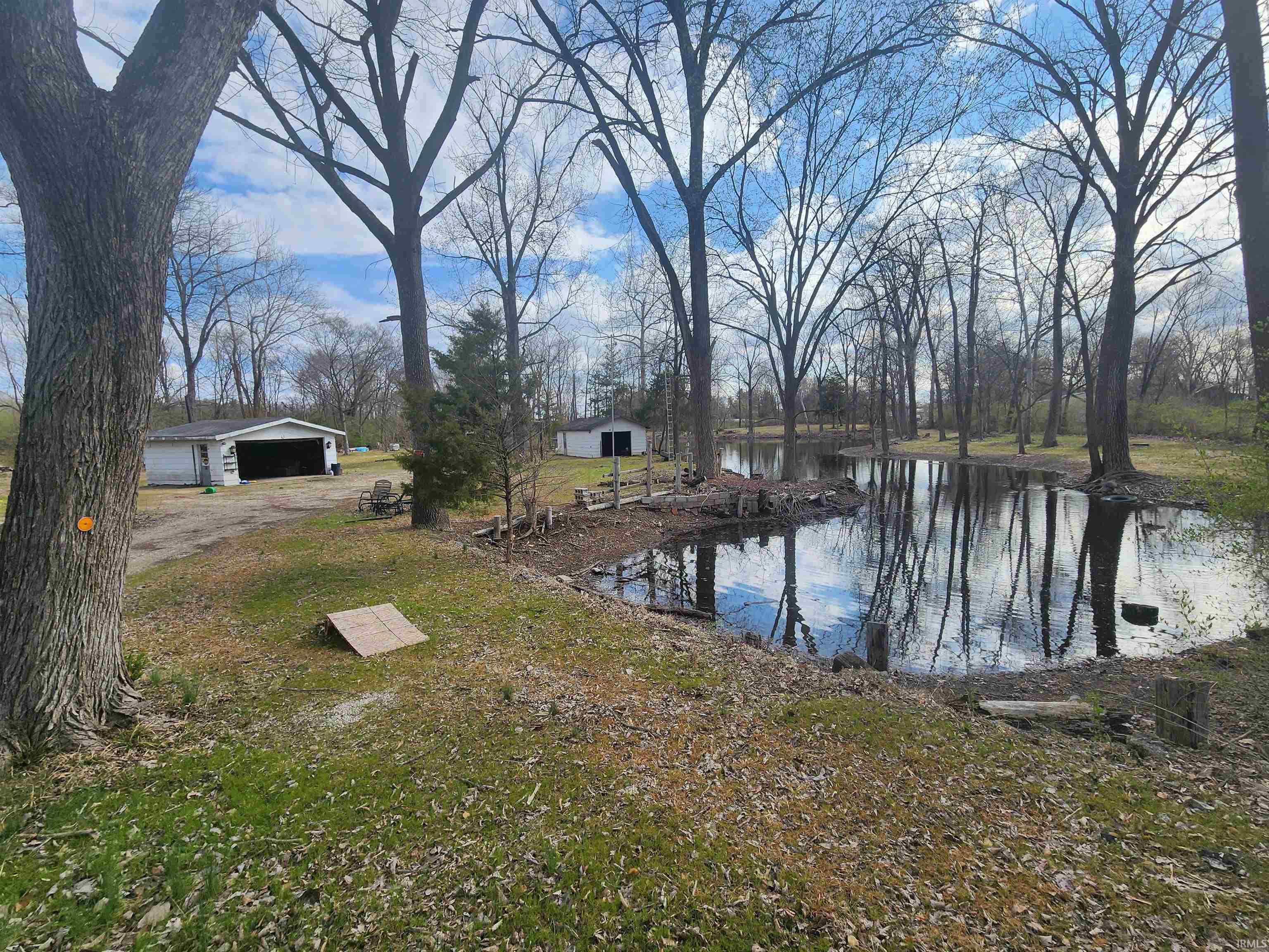 181 East Brown Road Vincennes, IN 47591 - Photo 3 of 11 Gallery Image 3