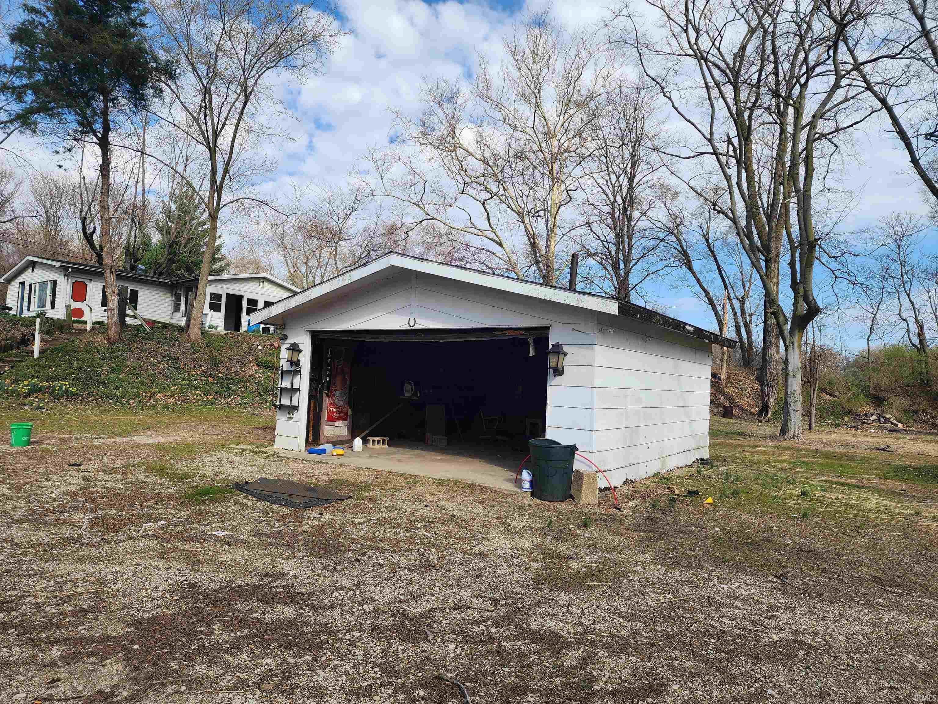 181 East Brown Road Vincennes, IN 47591 - Photo 8 of 11 Gallery Image 8