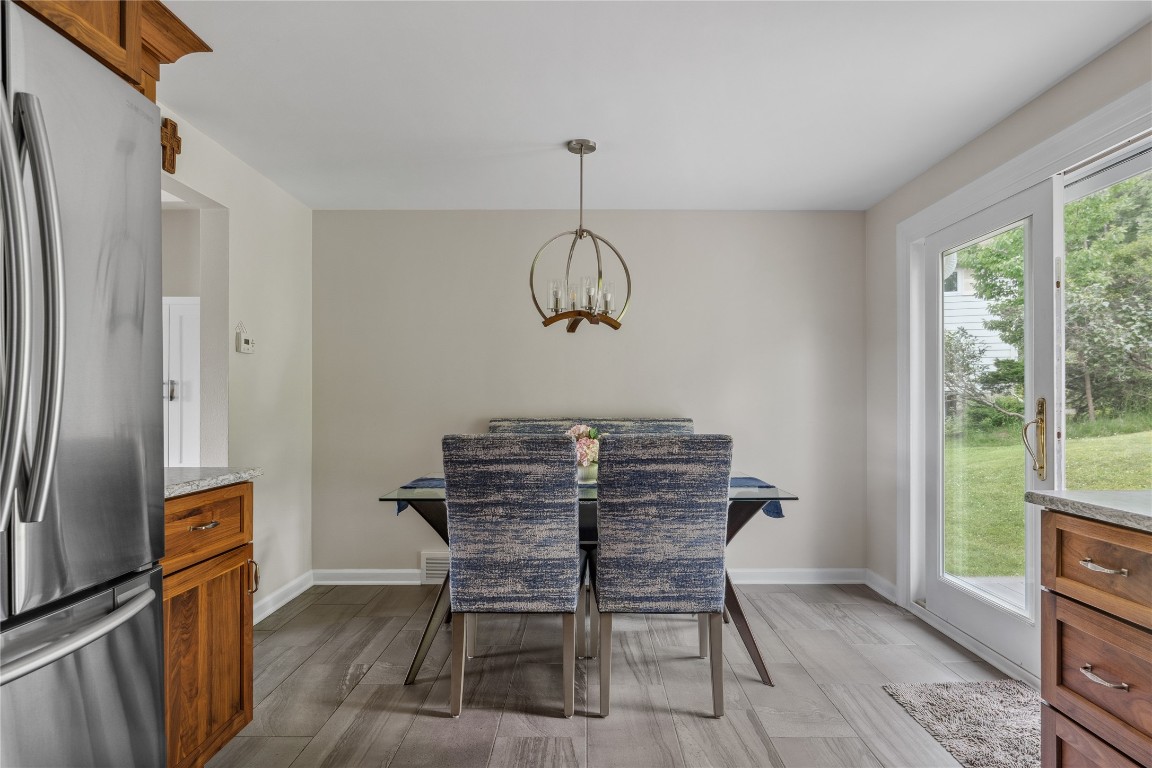 4800 Country Club Road Vestal, NY 13850 - Photo 15 of 32
