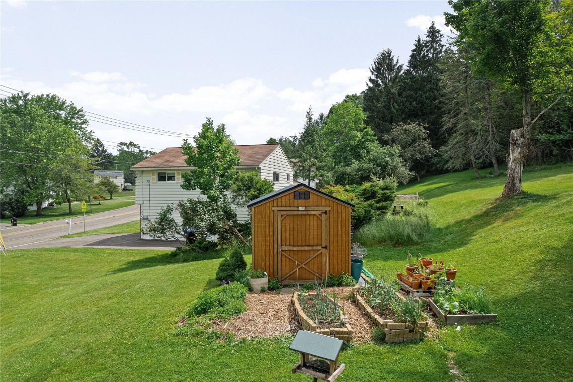 4800 Country Club Road Vestal, NY 13850 - Photo 29 of 32
