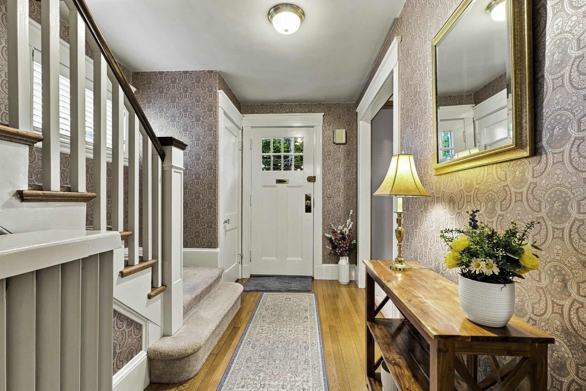 46 Prentice Street Waltham, MA 02451 - Photo 4 of 40 Gallery Image 4