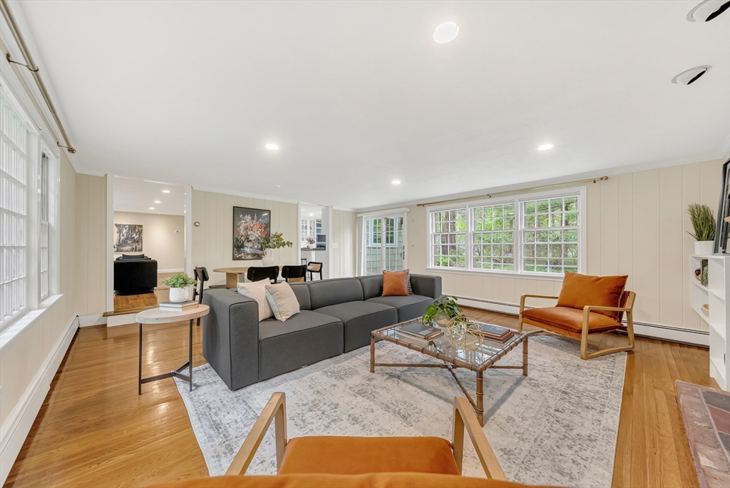 6 Brewster Road Wayland, MA 01778 - Photo 11 of 41